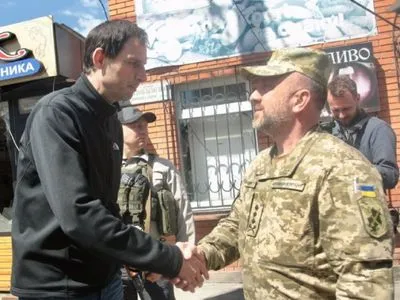 Глава МИД Нидерландов прибыл в Украину одновременно с коллегой из ФРГ: уже посетил освобожденный Ирпень