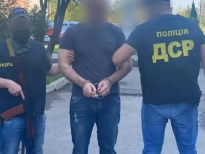На Івано-Франківщині поліцейські затримали “злодія в законі” з санкційного списку РНБО
