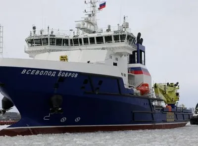 Змеиный превратился в Змеебаевку: в Одесской ОГА подтвердили, что украинские моряки "подожгли" вражеский корабль