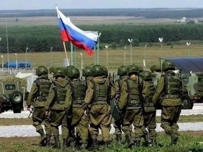 Российская армия большая, так что не стоит рассчитывать на исчерпывание ресурса – военный эксперт