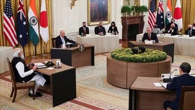 Китай розкритикував риторику США та Японії напередодні саміту Quad