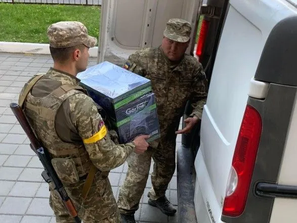 МХП передал украинским десантникам на передовую инструменты