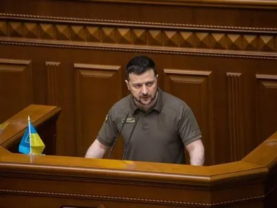 Зеленский эмоционально отреагировал на петицию об отмене запрета на выезд мужчин из Украины