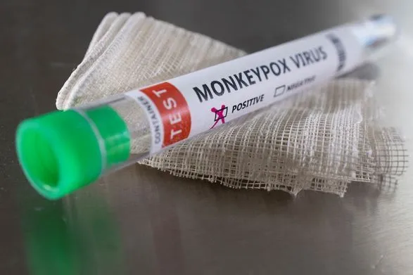 ВООЗ: зараз немає необхідності термінової масової вакцинації проти віспи мавп