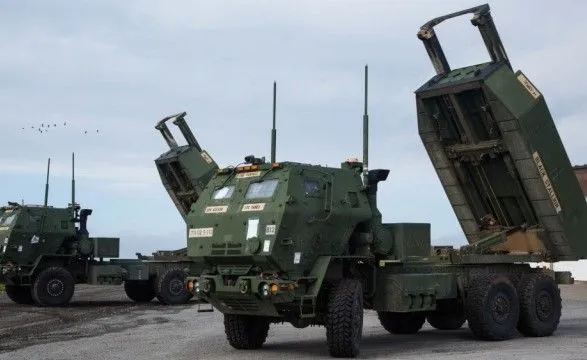 США передадуть Україні далекобійні ракетні системи HIMARS – Білий дім