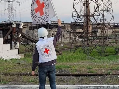 Червоний Хрест відповів на фейки росЗМІ: відео з Маріуполя рясніє неправдивими твердженнями