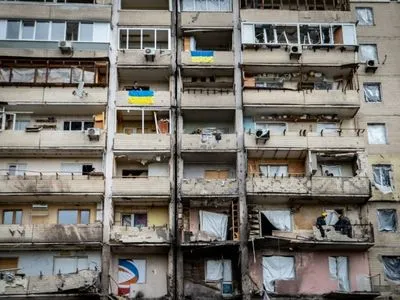 Киев отстраивает разрушенное врагом жилье: планируют завершить к середине осени