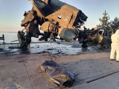 "Долетался": из Киевского водохранилища достали вражеский вертолет