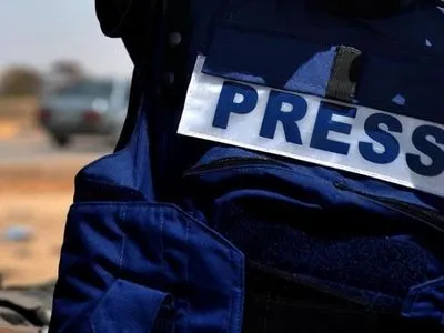 Отправились снимать на оккупированный Донбасс: два журналиста Reuters ранены, а водитель погиб