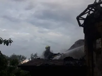 Харьков снова стал целью вражеских обстрелов: загорелся склад с древесиной