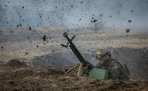 Російські війська за вечір 40 разів обстріляли Сумську область