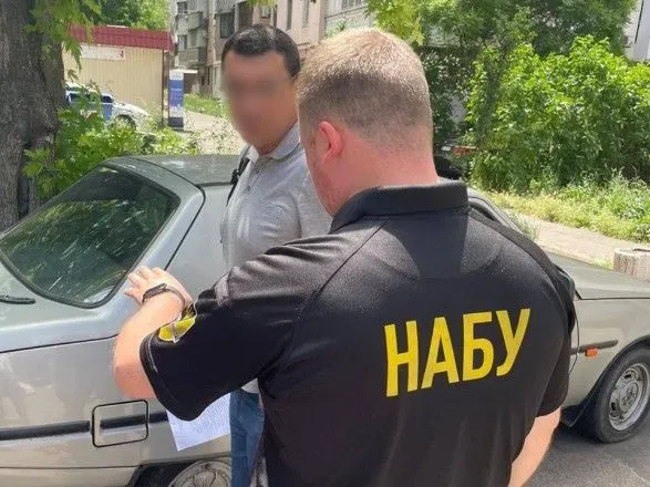 Депутат Одесского облсовета был задержан по подозрению во взятке на 120 тысяч