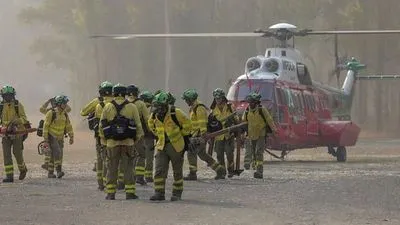 Іспанія евакуювала 2000 людей через лісові пожежі. Спека буде посилюватися