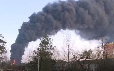У Брянській області прогримів вибух: росЗМІ повідомляють, що горить військова частина