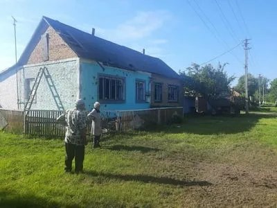 Ворог продовжує обстріли Сумщини: під удар потрапили житлові будинки у місті Ворожба
