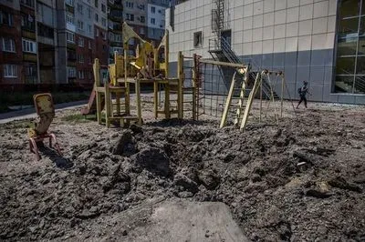 Російські окупанти обстріляли два райони на Дніпропетровщині: загинула жінка