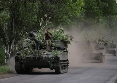 Зеленский опроверг сообщение о том, что у Украины заканчивается оружие. Рассказал, чего на самом деле не хватает