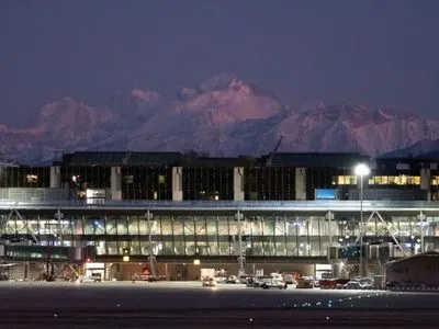 Швейцарії довелося закрити повітряний простір через збій: польоти вже відновлюють