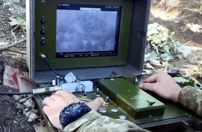 Невпинно нищать танки російських окупантів: десантники показали відео вдалого "полювання"