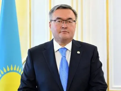 На фоне вторжения рф в Украину: в Казахстане призвали запретить ядерное оружие