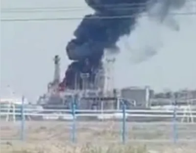 В рф снова запылало: горит на Новошахтинском НПЗ