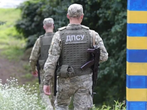 ГПСУ: ежедневно в выезде из Украины отказывают более 100 людям, больше всего – мужчинам