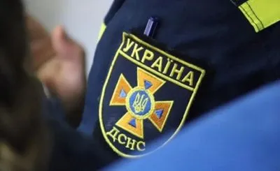 У Києві масштабна пожежа: чорний дим помітили у кількох районах
