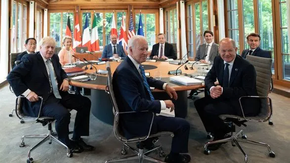 lideri-g7-publichno-vismiyali-putina