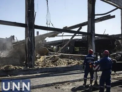 Ракетний удар по ТЦ у Кременчуці: завтра встановлять остаточну кількість загиблих