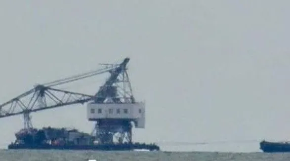 Оккупанты готовятся к открытию порта в захваченном Мариуполе: планируют вывезти награбленное