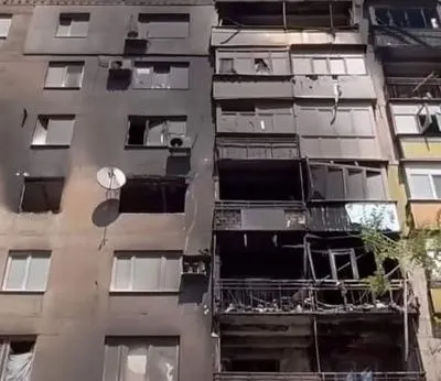 Гайдай: окупанти атакують Лисичанський НПЗ, утримують його частину, в місті знищують будинок за будинком