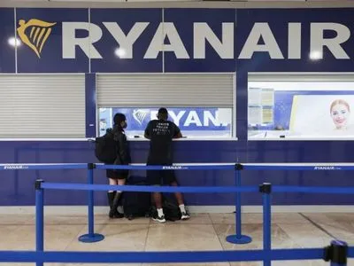Екіпажі авіакомпанії Ryanair в Європі проводять акції протесту