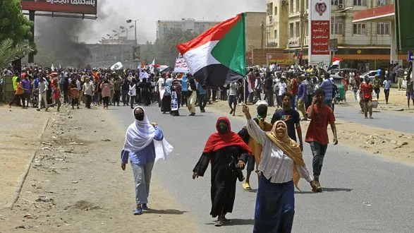 Другий рік протестів у Судані: сили безпеки вбили 114 людей