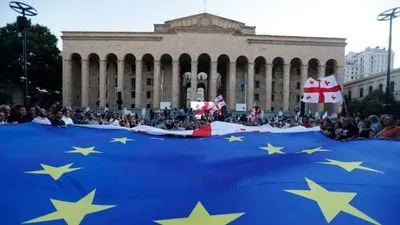 "Ми обираємо Європу": грузини вийшли на мітинг на підтримку заявки на членство в ЄС