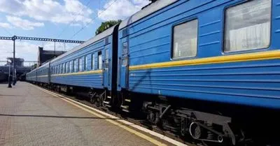 Укрзалізниця додасть вагони до евакуаційного потягу з Донеччини через зростання бажаючих виїхати