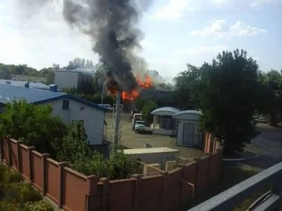 Красиво горит: ВСУ ударили по казарме рашистов в оккупированной Ясиноватой