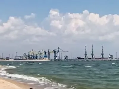 росія розмінувує акваторії портів Бердянська та Маріуполя - Міноборони