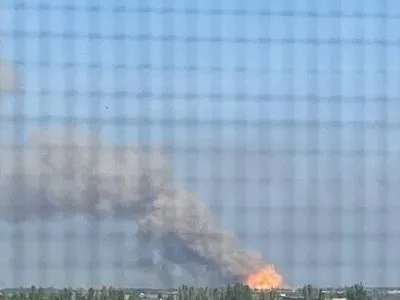 Нова серія Чорнобаївки: повідомляють про вибухи на ворожих складах боєприпасів