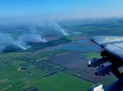Война глазами пилотов: Воздушные силы ВСУ показали из самолета поле боя на востоке