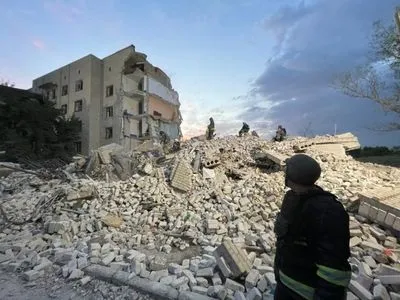 Вражеский удар по Часовому Яру: есть погибшие, по меньшей мере 30 человек под завалами