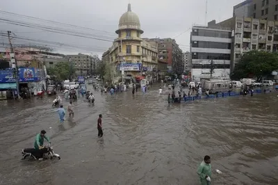 Мусонні дощі вбили 150 людей у Пакистані