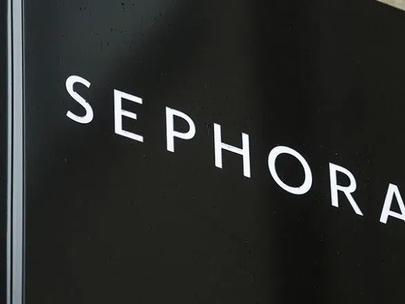 Французский бренд "Sephora" продает русский филиал и будет работать под новым именем