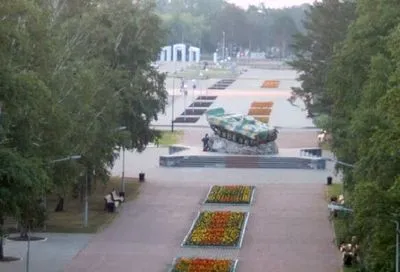 У росії на військовому пам'ятнику літеру Z перетворили на AZOV