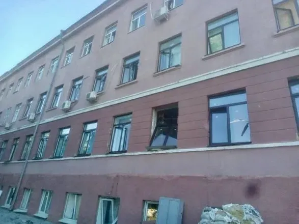 Ракетні удари по школах Харкова: в ОВА показали фото руйнувань