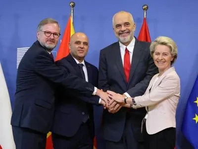 Официально: Северная Македония и Албания начали переговоры о членстве в ЕС