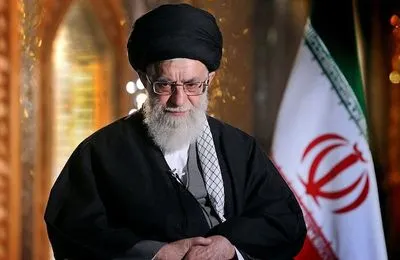 Иранский лидер аятолла Али Хаменеи считает, что Россия на украинской территории воюет с НАТО и поддерживает войну против Украины