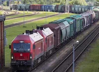 Литва возобновила железнодорожный транзит санкционных товаров в Калининград