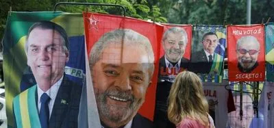 Болсонару, который проигрывает в опросах, готов выдвинуть свою кандидатуру на пост президента Бразилии