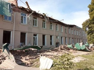 Нічний обстріл Чугуєва: голова ОВА показав знищений будинок культури