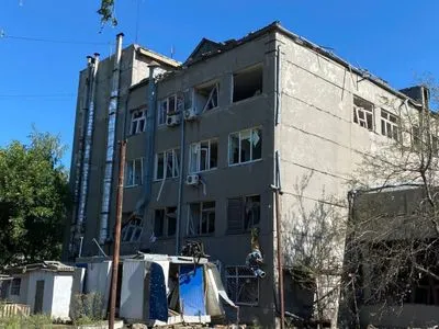Повреждены многоэтажки и рынок: мэр показал последствия обстрела Николаева